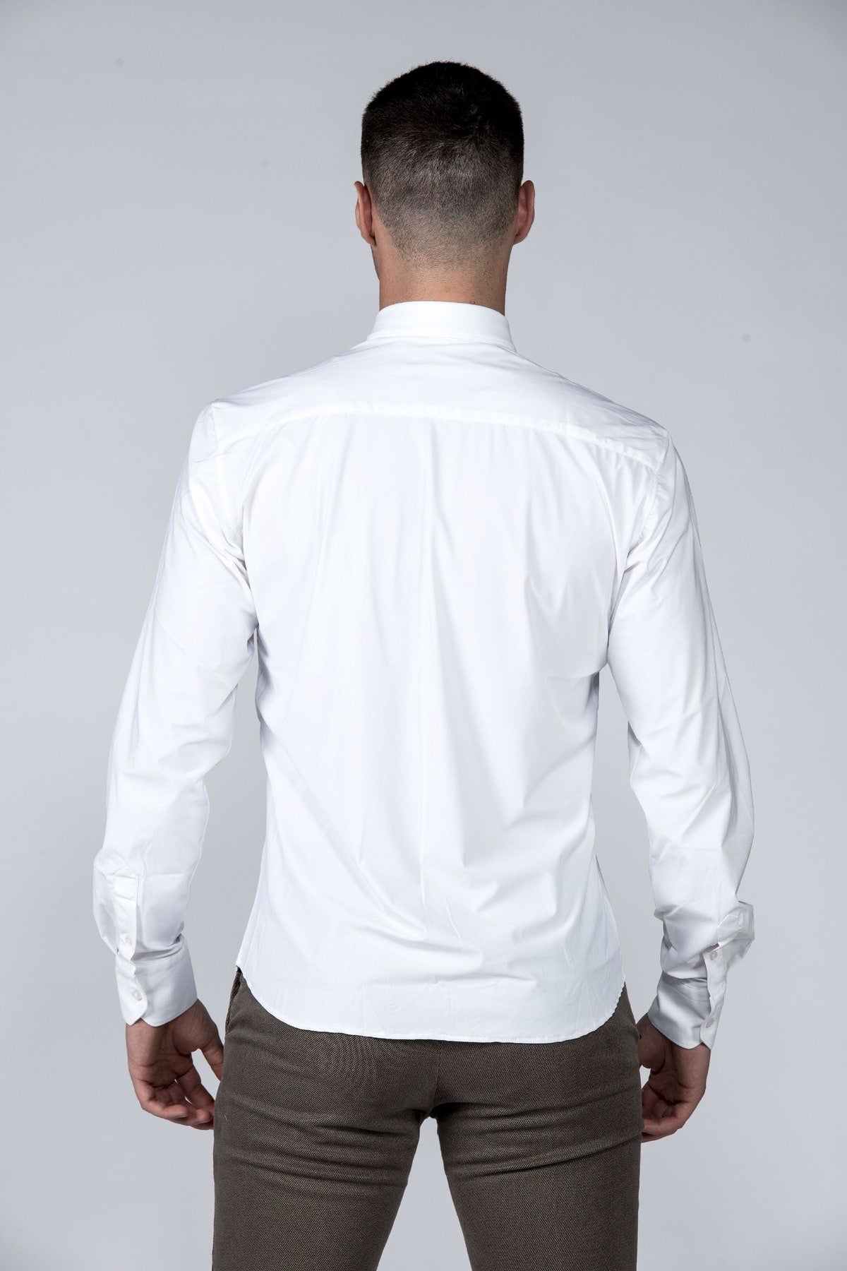 Camicia no stiro back