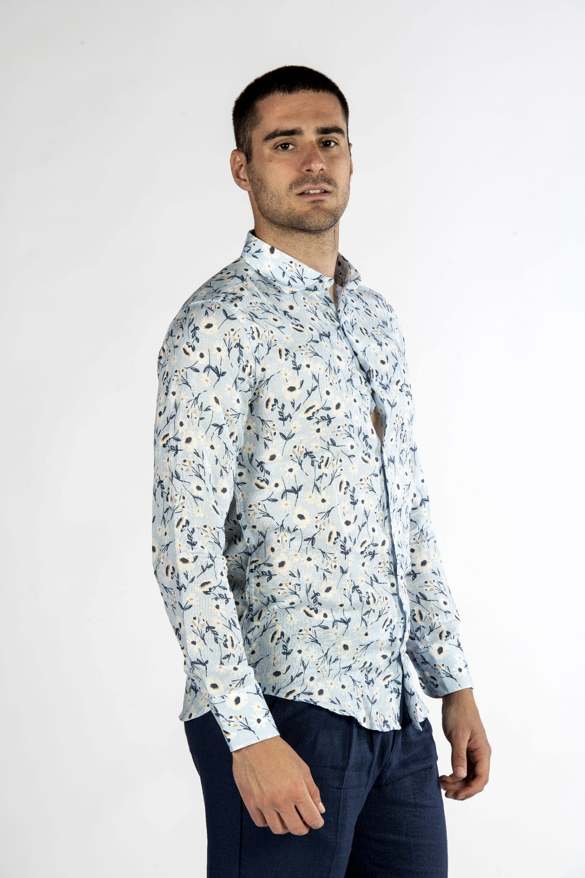 Camicia uomo in lino fantasia fiore azzurra side