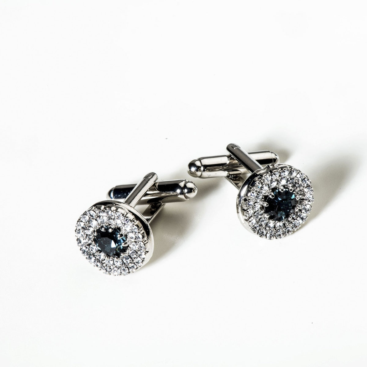 Escavatore Che Scava La Terra E L'uomo Sul Lavoro Fotografia Editoriale - Foto 3