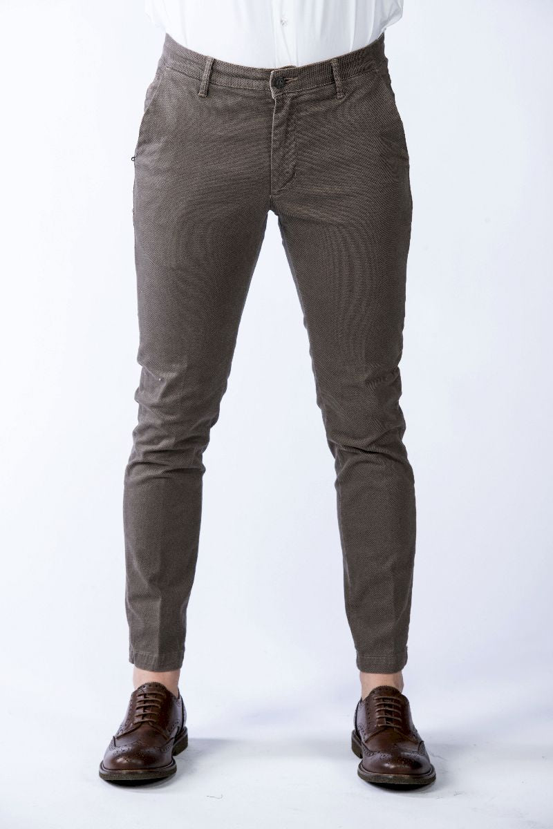 Pantalone uomo microtrama moro front