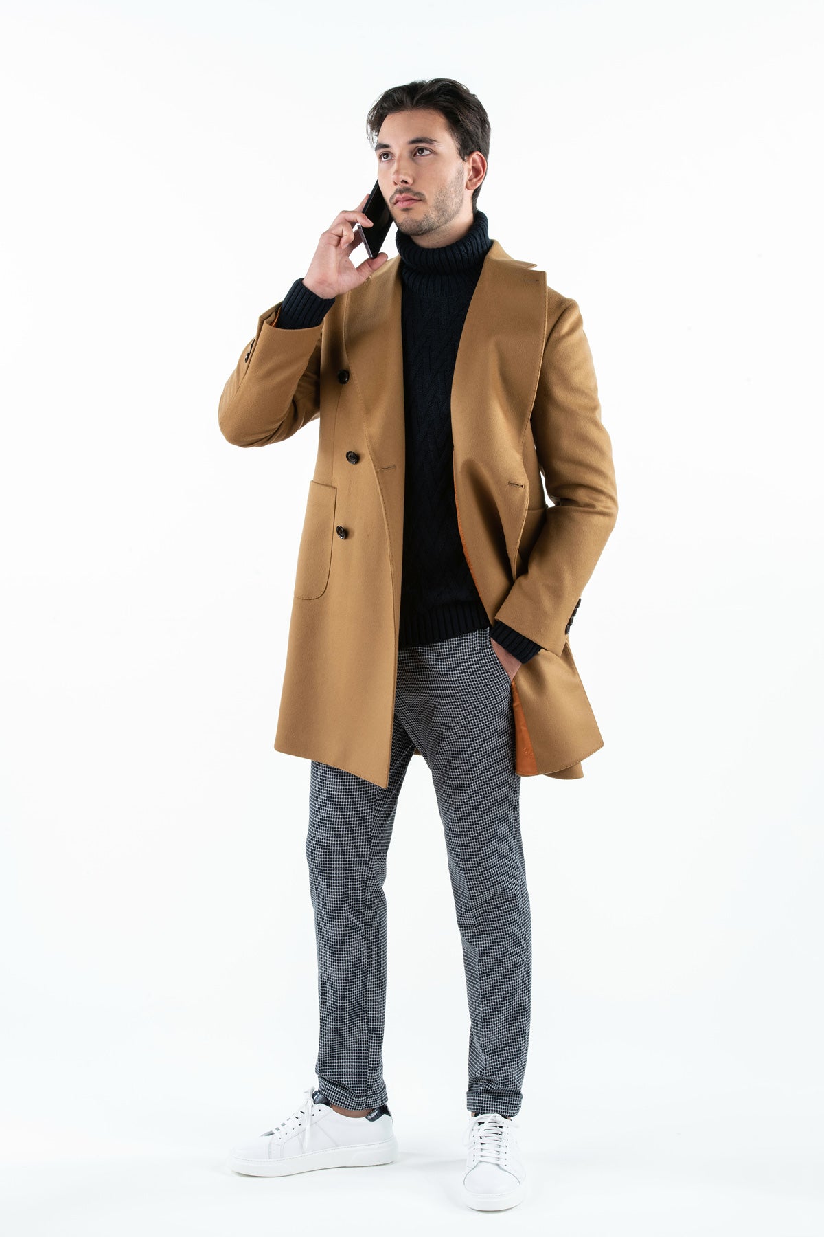 Kašmírový dvouřadý kabát