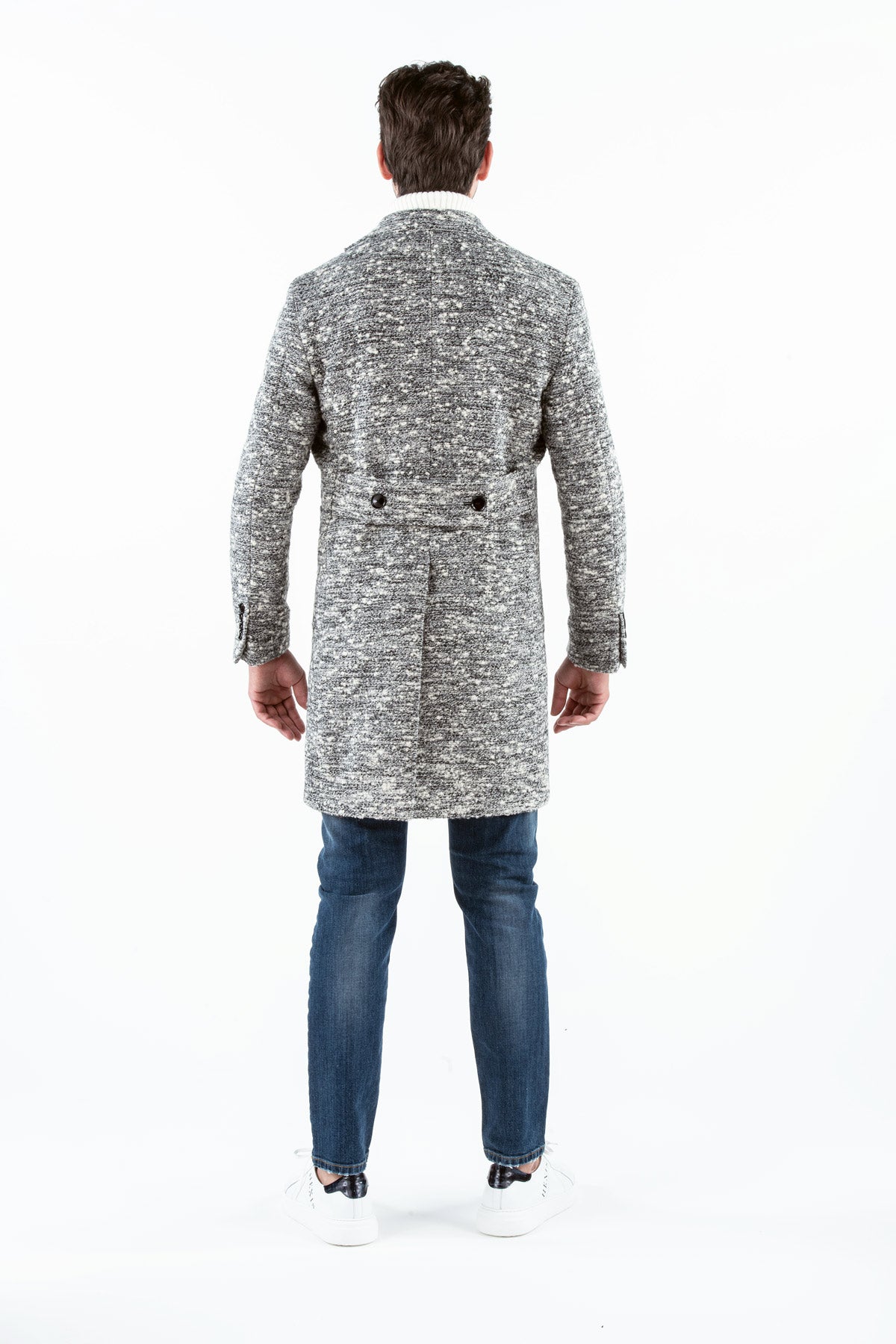 Volgograd raw wool coat