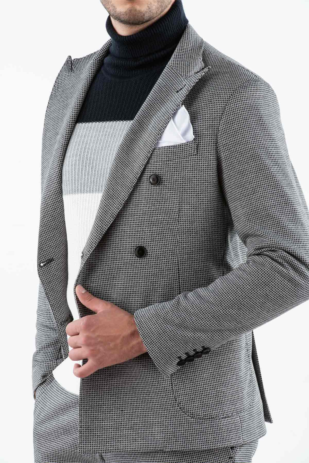 Trench Coat in Padded Stretch Nylon