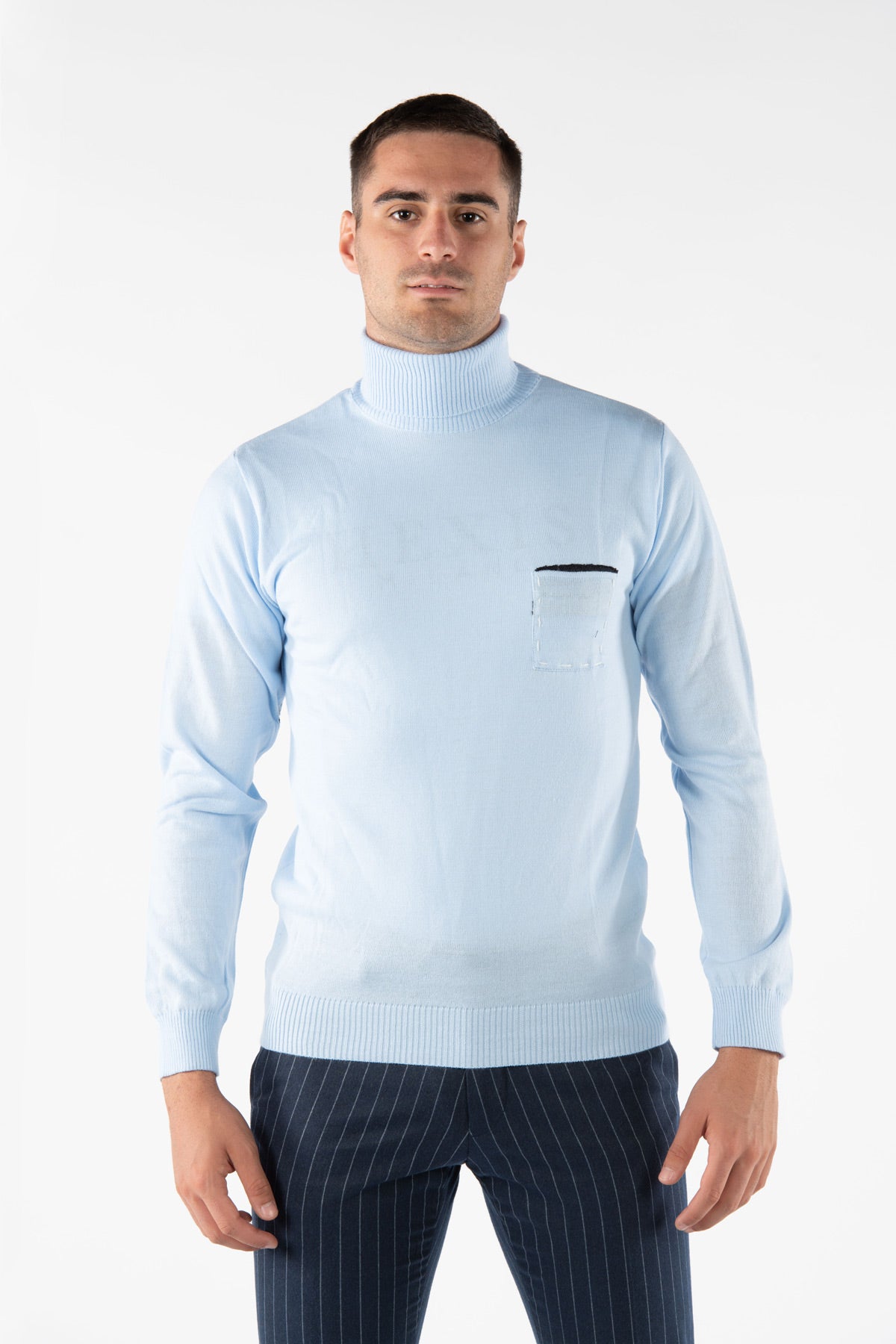 Phoenix Rolákový svetr s kapsou a nášivkami