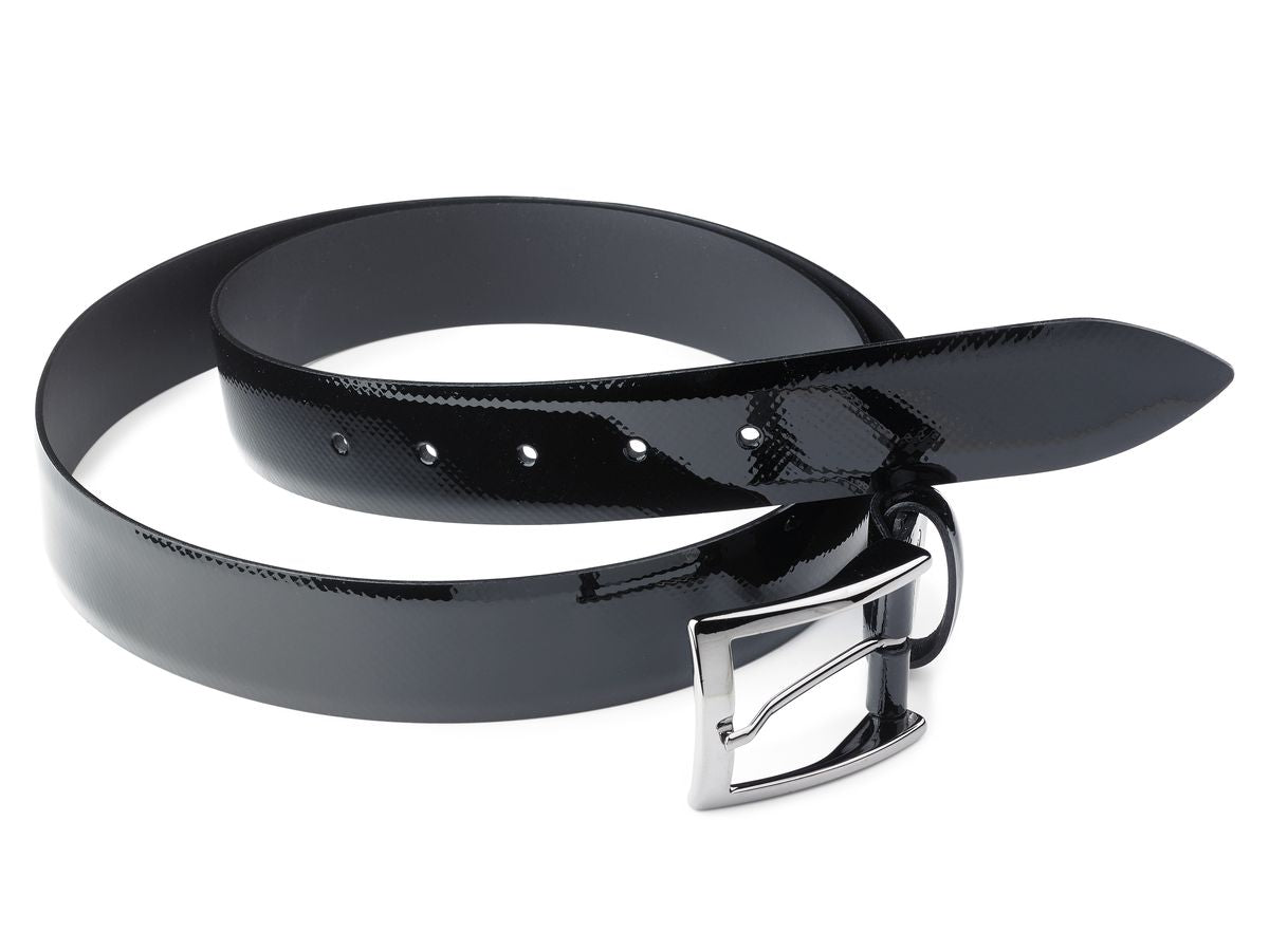 Diamond effect leather belt