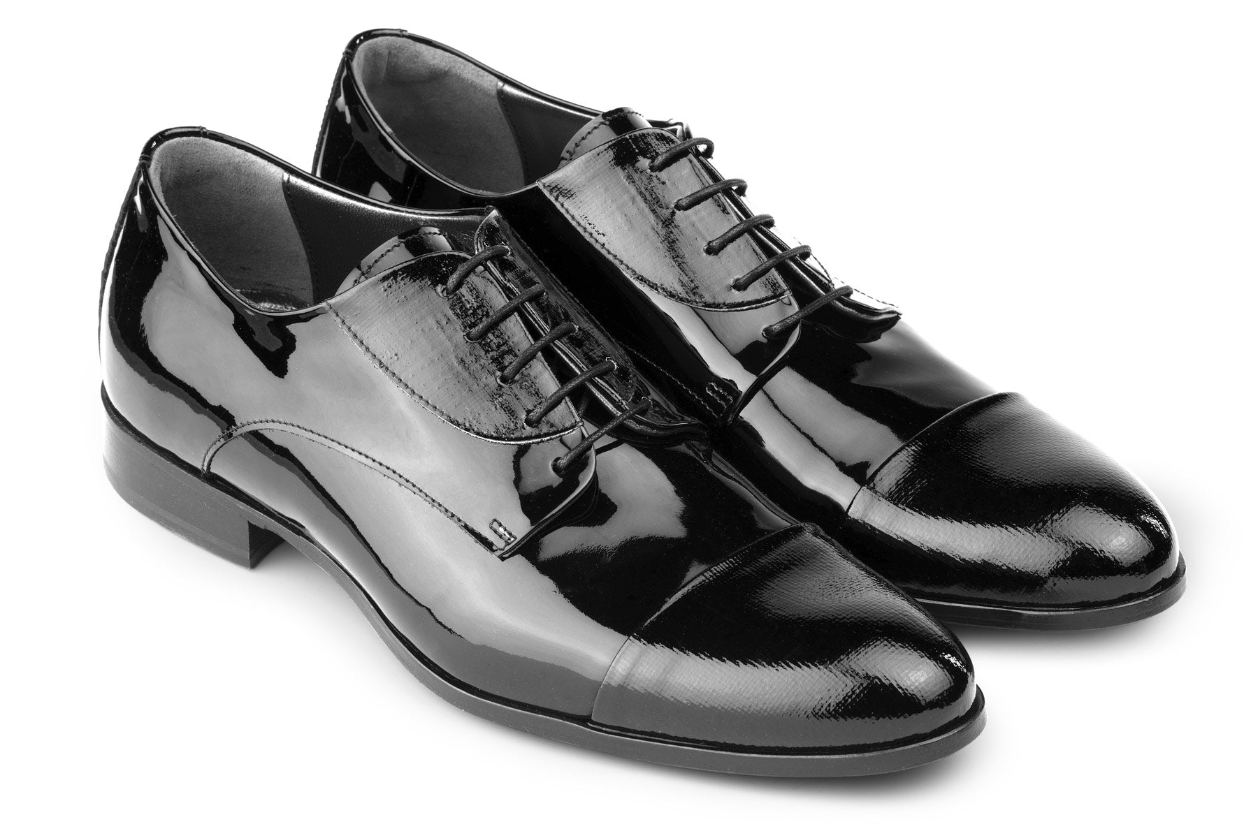 Slavnostní kožené boty s patentovaným efektem