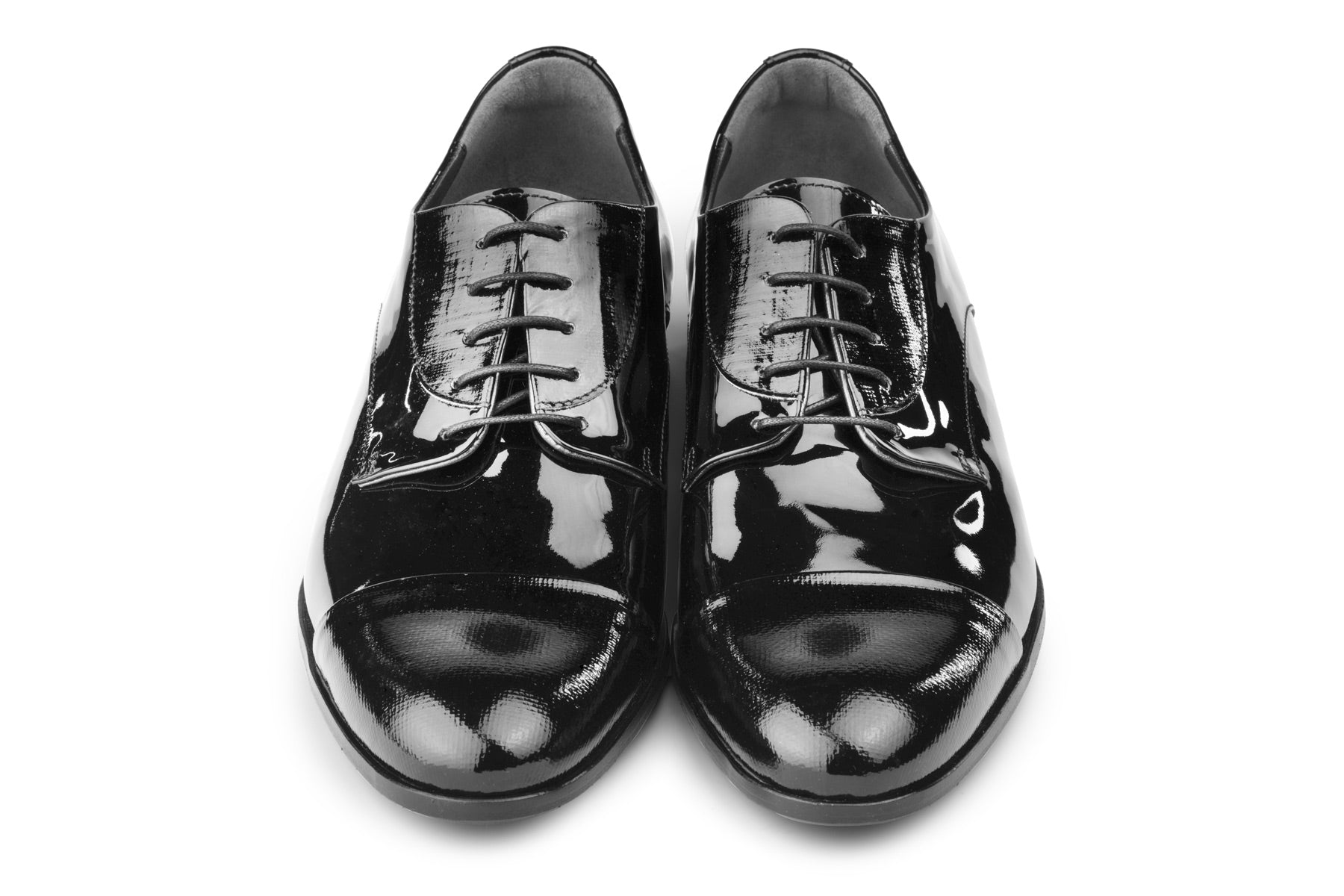 Patent leather ceremonial shoes