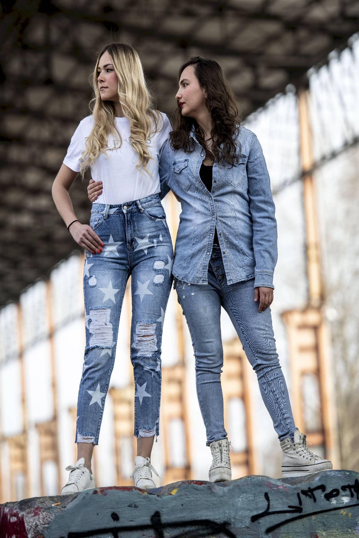 HEXIS women's fringed jeans
